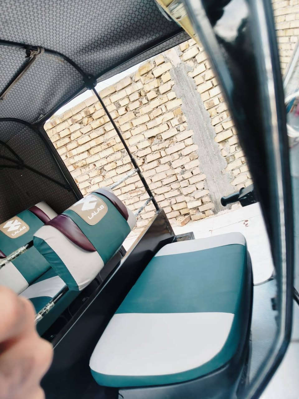 تكتك جاهزه من كلشي مكينه عشرين اوراق أصولي كبل للشارع ماتذب عليه الف دينار العنوان بابل الحمزه الغربي السعر او استفسار ***********
