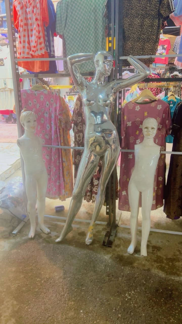 السلام عليكم سعر الميلكانه الكبيره25والصغير 10للستفسار ***********
