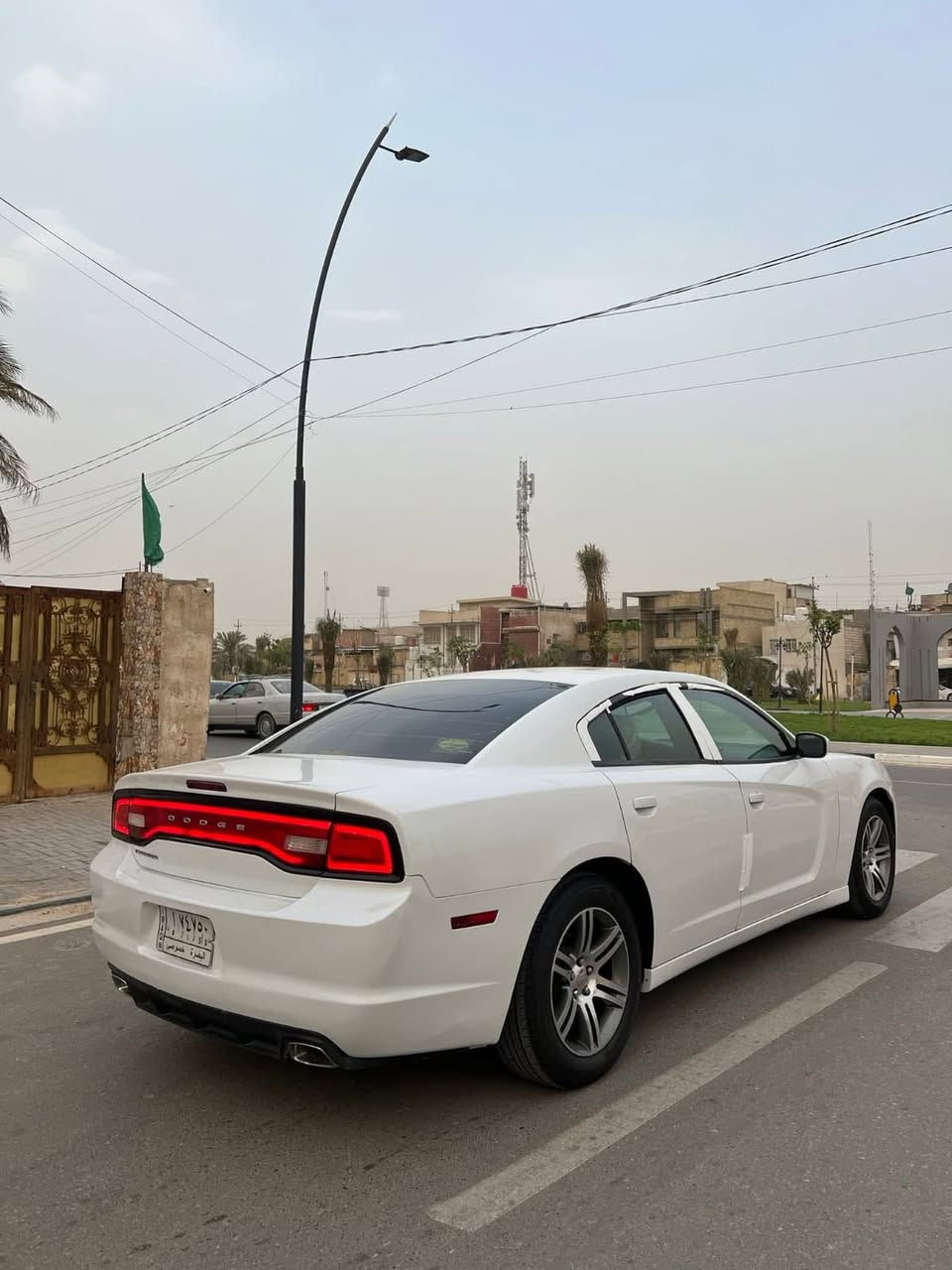 لسلام عليكم
دوج جارجر للبيع موديل ٢٠١٤ 
كلين خليجي مكفولة 
الاستفسار واتساب او اتصال 
***********
