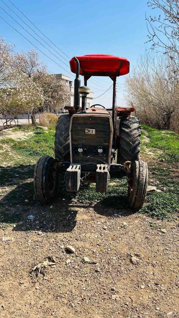 السلام عليكم تركتر للبيع موديل 9 ايراني يشتقل نگره سلف مايعوزه كلشي كاتي
السعر ثمانيه مليون ونص المكان المسحك ***********
