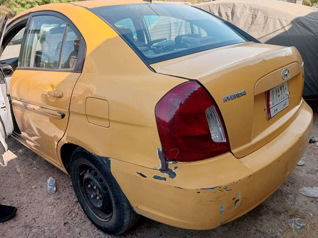 للبيع اكسنت 2009 رقم انبار مصفره هيئه وغرامات وارد امريكي حادث بسيط جدا جاملغ خلفي السيارة باسمي العنوان بغداد الدوره السعر 63 بيها مجال حك الجيه للتواصل ***********
