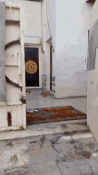 دار لبيع لاستفسار عله هذه رقم 07829851880