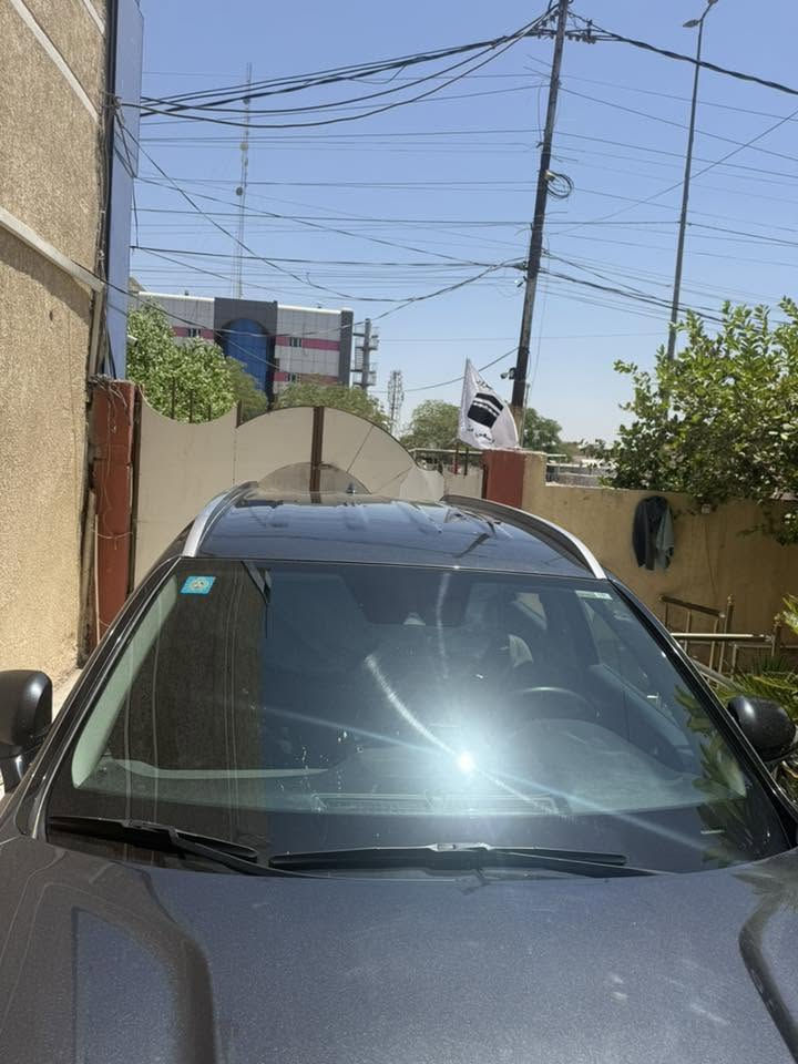 السلام عليكم
هيونداي سنتافي 2023 للبيع

Hyundai Santafe 2023

رقم بغداد الجديد 

كير ومحرك وحجر بيئة بشرط 

4سلندر _ 2.5L

مواصفاتها⬇️

بصمة _ابواب بصمة

شاشة كبيرة _كاميرا خلفية 

تحديد المسار _ مثبت سرعة 

قطعتين تبريد _3 انظمة قيادة

Auto Hold

وبيها هواي مواصفات 
 
***********
