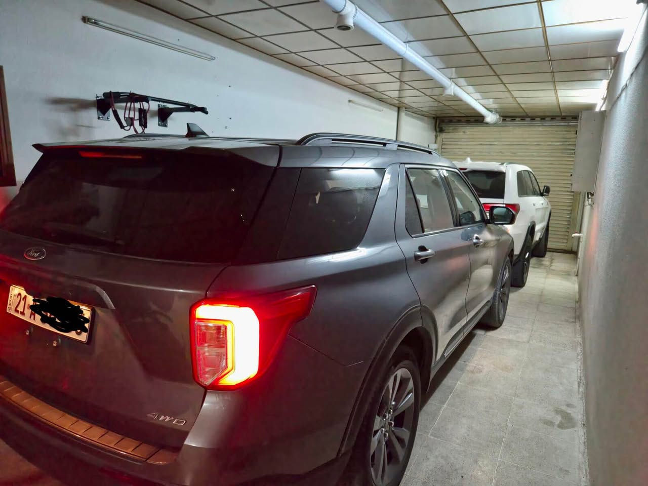 فۆرد
ئێکسپلۆرەر, 2022
ماوەی ڕۆیشتن : 22,000 ميل
پستۆن: 4 پستۆن
بزوێنەر: 2.3T

پانۆراما - سندوقی کارەبایی - حەساس - گەرمکەرەوەی کوشن - بەسمە - دیاریکرنی خێرایی - شاشە - ئاوێنەی ڕادار - کۆنترۆڵی پلەی گەرمی ئۆتۆماتیکی - یاریدەدەری برێک لە کاتی فریاکەوتن - 8 پەرەشووت - لایتی پێشەوەی زینۆن - لایتی پێشەوەی لید - ڕووناکی دەوروبەری ژورەوە - ئەپڵ کارپلەی - شەغال - 4x4 - کورسی سێ ڕیزی vip
ڕەقەمی شانسی دانراوە
بۆ زانیاری زیاتر *********** السليمانية, العراق
