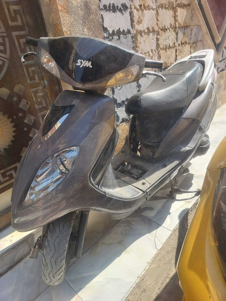 اللبيع دراجه كامكو سيام كله شغاله نكره  دراجه شلعه ومعدل  مكام الخطيب الزراعي  سعر 250 وبيها مجال  ***********
