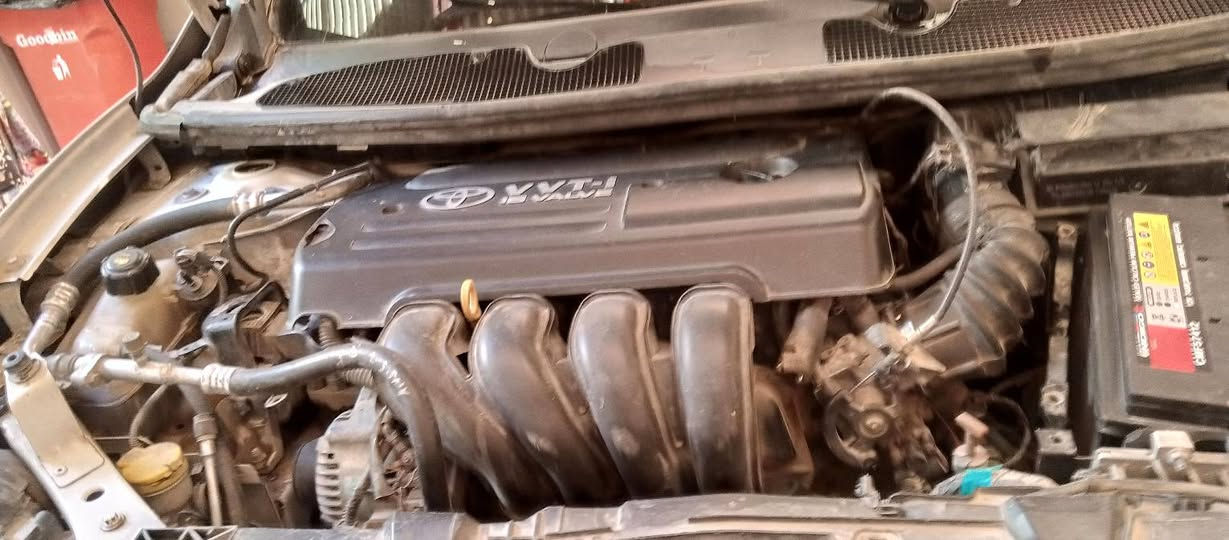 السلام عليكم سيارة للبيع فلاونس مال بيت موديل 2016 بيها طخات قليلة علبارد كير ومحرك  مكفول محرك كورلا.  السعر:65. رقم التليفون ***********
