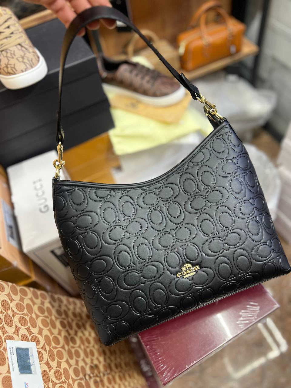 ✨ الأناقة تبدأ من التفاصيل…

حقيبة من COACH ليست مجرد حقيبة، بل لمسة فخامة تكمّل إطلالتك في كل مكان.

👜 تصميم أنيق
🌟 جودة عالية ماستر كوالتي مع بوكس وتغليف الماركة🥇
💃 مثالية لكل المناسبات💫

دلّلي نفسك بحقيبة تخطف الأنظار أينما ذهبتِ.

📩 الكمية محدودة — راسلينا الآن للحجز


**إذا كنت صاحب هذا الإعلان وتريد حذفه لأي سبب، رجاءا أرسل رسالة إلى الدعم الفني**