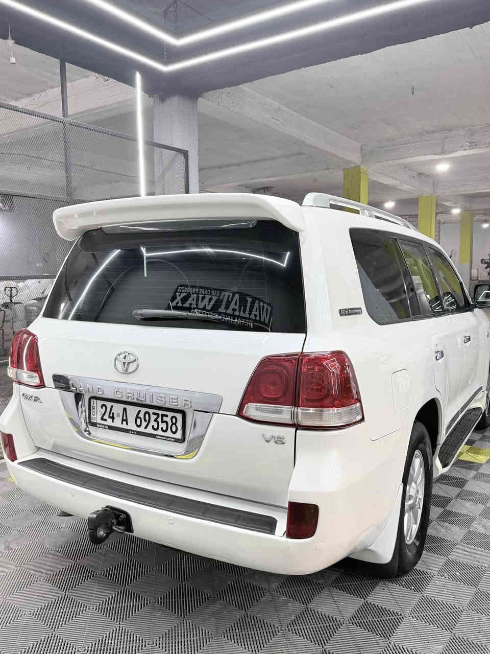 لاندكروز موديل 2011 بريمي سيارا فول موصفات كشن جلد بقلاوا سلايت سيارا گيير محرك اب شرط سيارا مكفولا قطعه او قطعتين صبغ بدون داخل 
سعر سيار مناسب 290$ مجال بصيت 
سيارا زاخو وتساب ***********📞 زاخو, دهوك
