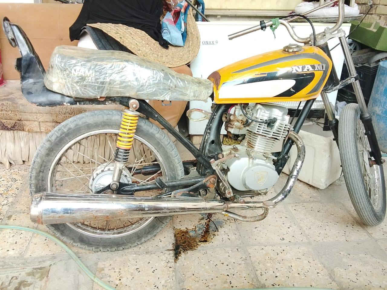 سلام عليكم دراجه اربعه كير للبيع أوراق كامله اصليه ناصريه مركز حي اريدو شغاله مكينه تخبل بس شويه بيه نضح من جبنة الملف وبيه نواقص بسيطه كلش شوته وزنجيل وكشن وقبضه ستيرن فقط ابيع كوم حديد سكراب لا تجي تكلي شبيه شوف العين وبس مكاتبه وتوكل سعره ٣٥٠ وبيه مجال قليل كلش ***********
