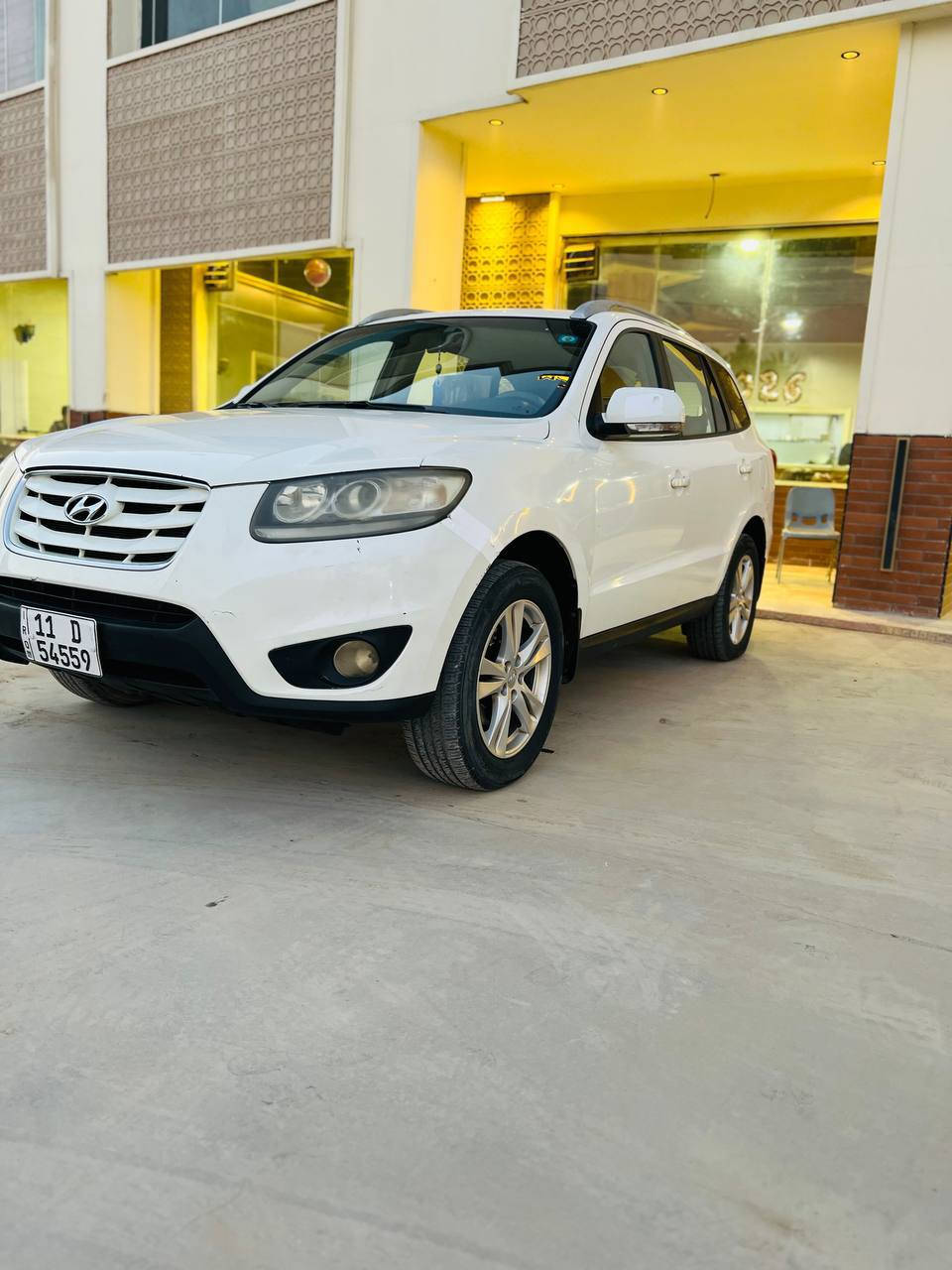 السلام عليكم سنتافي 2012
خليجي  6سلندر. 
7. راكب
نصف فول 
3قطع تبريد 
رقم بغداد دولي بأسمي 
سياره كفاله عامه من كلشي 
السعر. 173 وبيه مجال. حك الجيه 
العنوان.  بابل 
***********
