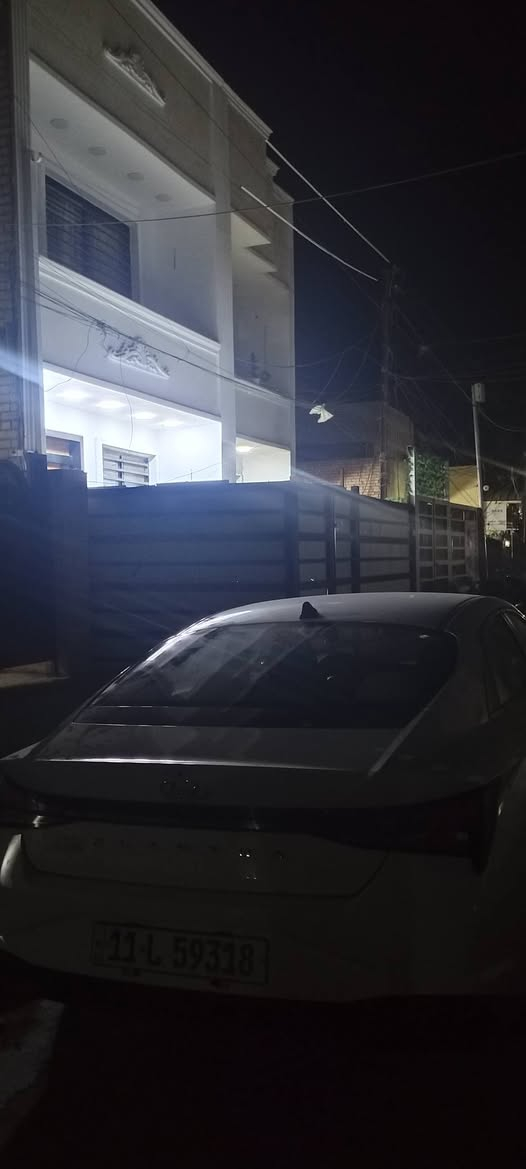 سلام عليكم لبيع النترا لبيع موديل 2023 تجميع صيني بيه ملاحظات بصيطه السعر 130 وبيه مجال بسيط رقمي ***********
***********. 
مكان بغداد البياع تقاطع الدرويش

