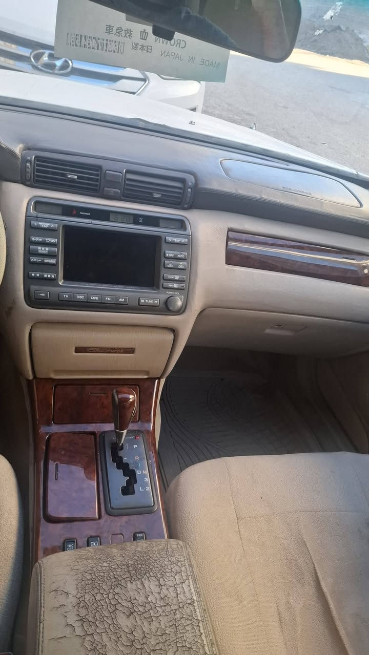 ملكه ادوات 3دكم كص جنطه مكينه ديفور كبيرة سياره كير مكينه كفاله سياره رقم متوم بصره بس لوحات مو اصليه سنويه استنساخ مكاني ميسان شراي يتصل والخاص مفتوح مو شراي لا تتصل رجاء  ***********  سعره 30 مكاني ميسان
