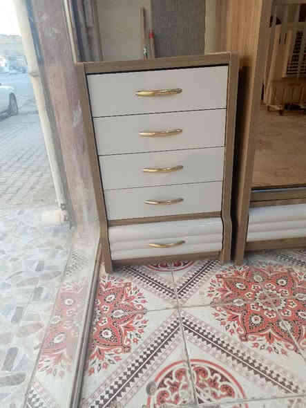 سلام عليكم غرفه تركي صلي 11قطعه نظافه فول اخت الجديد غرفه كلش ظخمه وحلوه العنوان ميسان حي العامل قرب صيدليه ومجمع الشاكرين رقم الهاتف *********** بي واتساب عمارة
