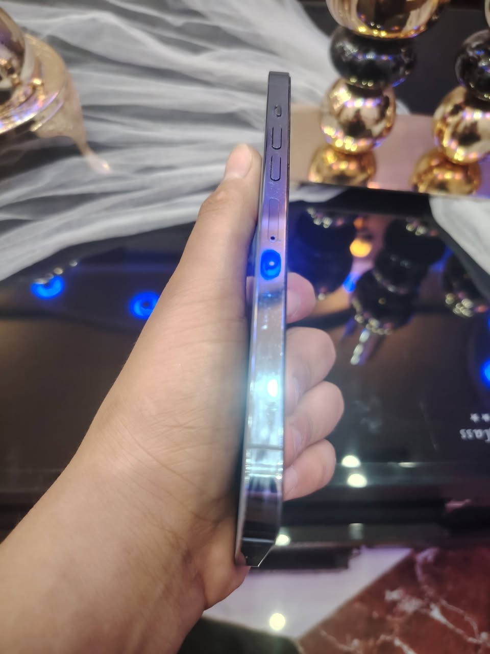 للبيع الجهاز نضيف ما مفتوح بي
فطور بل ضهر

ذاكرة ۱۲۸

بطارية ٧٨

جهاز نضيف

جهاز رايدة 700 بي مجال

مكاني بغداد

رقم التواصل ***********
