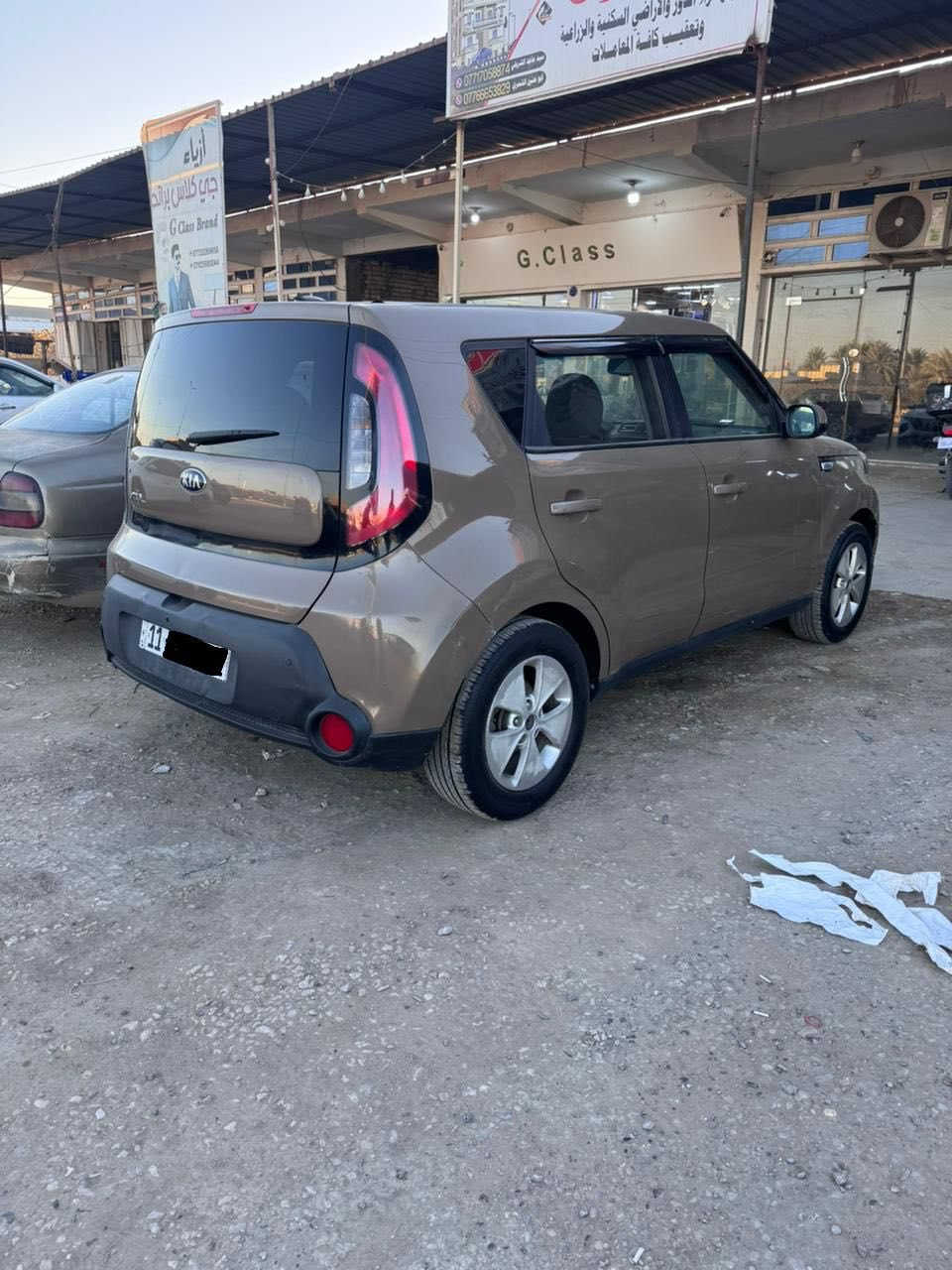 كيا صول 2016 رقم بغداد الانگليزي 
كير ، محرك (مكفولات)
تبريد تدفئة  (شغالات)
حدادية جديدة 
السعر  96 ورقه
 للاتصال ***********

