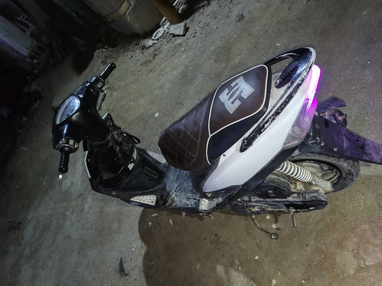 دراجه ماكس عدله  مفتوحه مره واحده دراجه جاهزه بدون نقص  بوشه ٤٩ بلاد السعر  600  بيها مجال مكان البصره كرمة علي الخاص مفتوح


**إذا كنت صاحب هذا الإعلان وتريد حذفه لأي سبب، رجاءا أرسل رسالة إلى الدعم الفني**