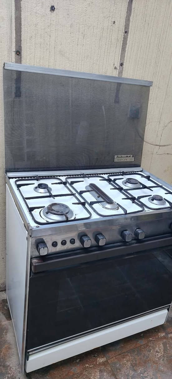 طباخ عشتار موديل قديم وزن ثقيل للبيع للتواصل الاتصال على الرقم ***********
