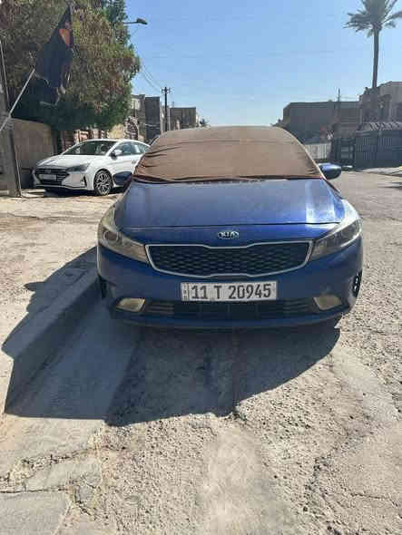 السلام عليكم
فورتي موديل 2018 كلين تايتل 
اللون أزرق 🔵
مواصفات S 
شاشة / كاربلاي 
السيارة ماشية ٢٠٠ 
مكاني بغداد مدينه الصدر
***********
والسونار مرفق
صور الحادث موجودة 
السعر 12800$
اني مكلف بالنشر
