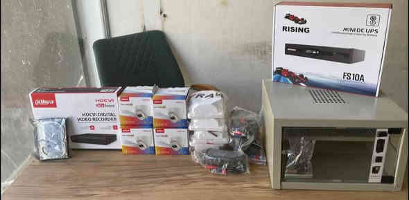 اشتري الاصلي وريح بالك 🔺
😏 منظومة بأعلى المواصفات🤓 منظومة الاصدار الجديد
 4 كاميرات فول كلر تصوير ليلي نهاري ملون حتى بدون اناره وصوت وصورة مع يو بي اس مع ديفيار وهارد 500 كيكا وروله  كيبل وبوكسات وفيش وكافة ملحقاتها وضمان سنه حقيقي

مواصفات المنظومة:-

⭕️ 4 كاميرات دهوا دقة 2 ميكا الاصدار الجديد اربع فلاشات 
       وزاوية واسعة لتغطية اكبر مساحة تصوير ليلي نهاري ملون 
       حتى بدون اناره وصوت وصورة بدقة عالية .

⭕️ ديفيار دهوا 4 جنل يشغل جميع انواع الكاميرات ويدعم 
       اللغة العربيةويمكن ربطه على الموبايل ببرنامج خاص.

⭕️ كيبل رولة 100م مسلح ونحاس دبل تغليف 

⭕️فيش كامله PNC 8. فيش POWER 8

⭕️ هارد 500 كيكا اصلي يسجل 21 يوم

⭕️بوكسات كاميرات عدد 4 لحماية الفيش من العبث والرطوبة

⭕️ يو بي اس ليثيوم اصلي يعتبر جهاز حماية ومنظم فولتية وتلغي كافة المحولات وتشغل مباشر علية المنظومة مع الانترنت 

⭕️ ماوس 

⭕️ كيبل HD 4k .

⭕️ضمان بالكاميرات والديفيار سنه كامله.

👍لمزيد من المعلومات 👇مراسلتنا على الخاص او الواتساب
 ***********واتساب 
***********مهندس محمد
