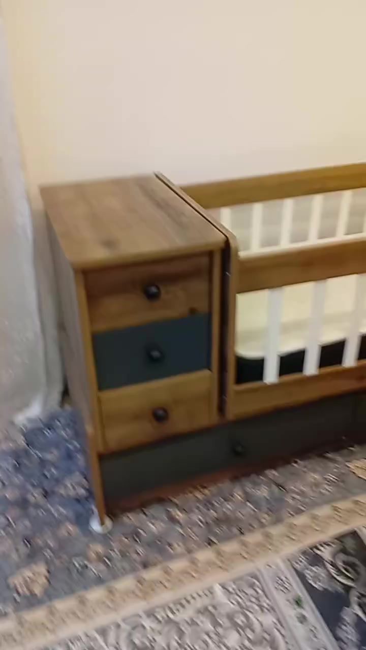 السلام عليكم كاروك حجم چبير تصميم تركي خشب بلوك  مستخدم اقل شهرين مكاني ناصريه رقم ***********
