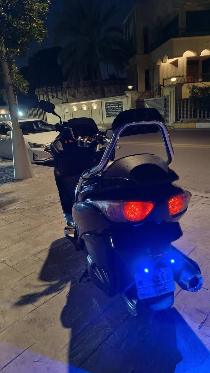 سلام عليكم فورزة 0،8 دراجة خير من اللة مرقم بغداد الدراجة بيها كلجات اني ماخذهة هيج كة معدل وشلعة تخبل ومسوي عليهة ادامة الدراجة نضيفة وللستفسار السعر ***********
