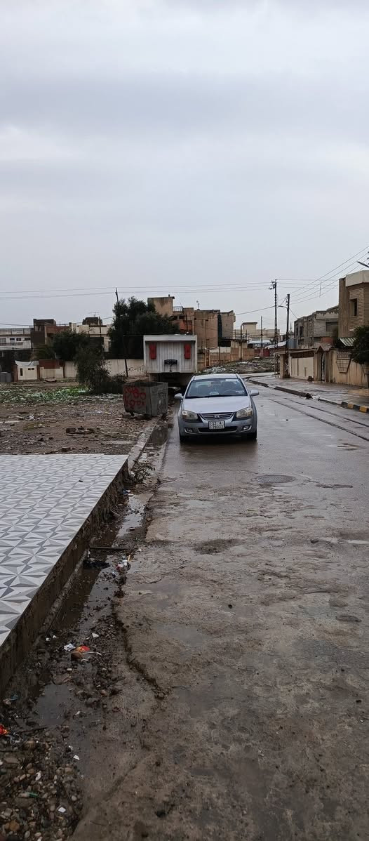 دار للبيع مساحة 120 متر طابقين كاشي وسيراميك وسقوف ثانويه الواجهة حلان البيت مجهز بطاقة شمسيه الدار فول مواصفات وشرط التحويل مكتب دار الأمين للعقار *********** ***********
