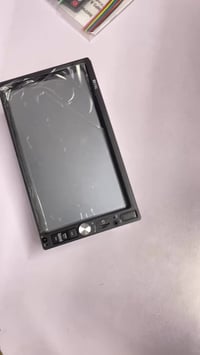 شاشة لمس • بلوتوث • كامرة خلفية