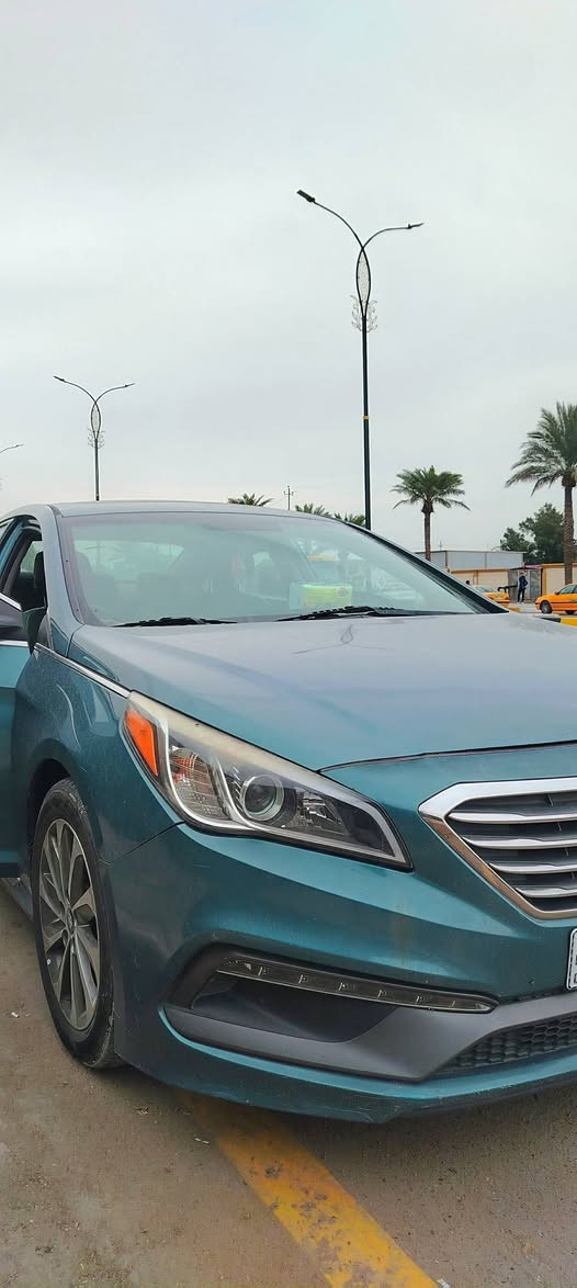 سوناتا 2016 وارد امريكي مكينة 2400 مواصفات سبورت حادث بنيد وجاملغ خلفي
*********** 
محرك 2.4L

وضعية ECO

نظام مانع الانزلاق

مثبت سرعة

🔹 

بصمة تشغيل (Smart Key)

فتحة سقف

مقاعد جلد

تحكم بالمقود

مرايات كهرباء مع إشارات

🔹 

وسائد هوائية

ABS

Traction Control

كامرة خلفية

🔹 

جنوط سبورت

إضاءة LED
