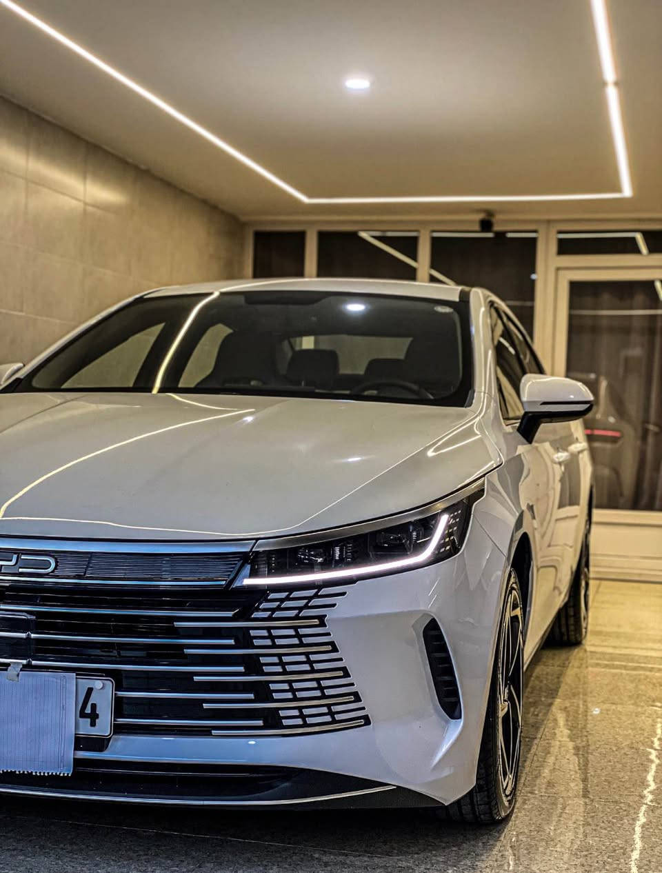 BYD destroyar 05 سـةيارةكة زور تازةو جوانة وةك و سفرة هةموو گيانى بةشةرت ٤٠٠٠كيلومتر روشتوة ٤-٥قؤپ تزرةى هةية بةچاو ديار نية بةس بةنزينى سؤپةرى تيكراوة نرخى ١٤٠وةرةقة
*********** أربيل, العراق
