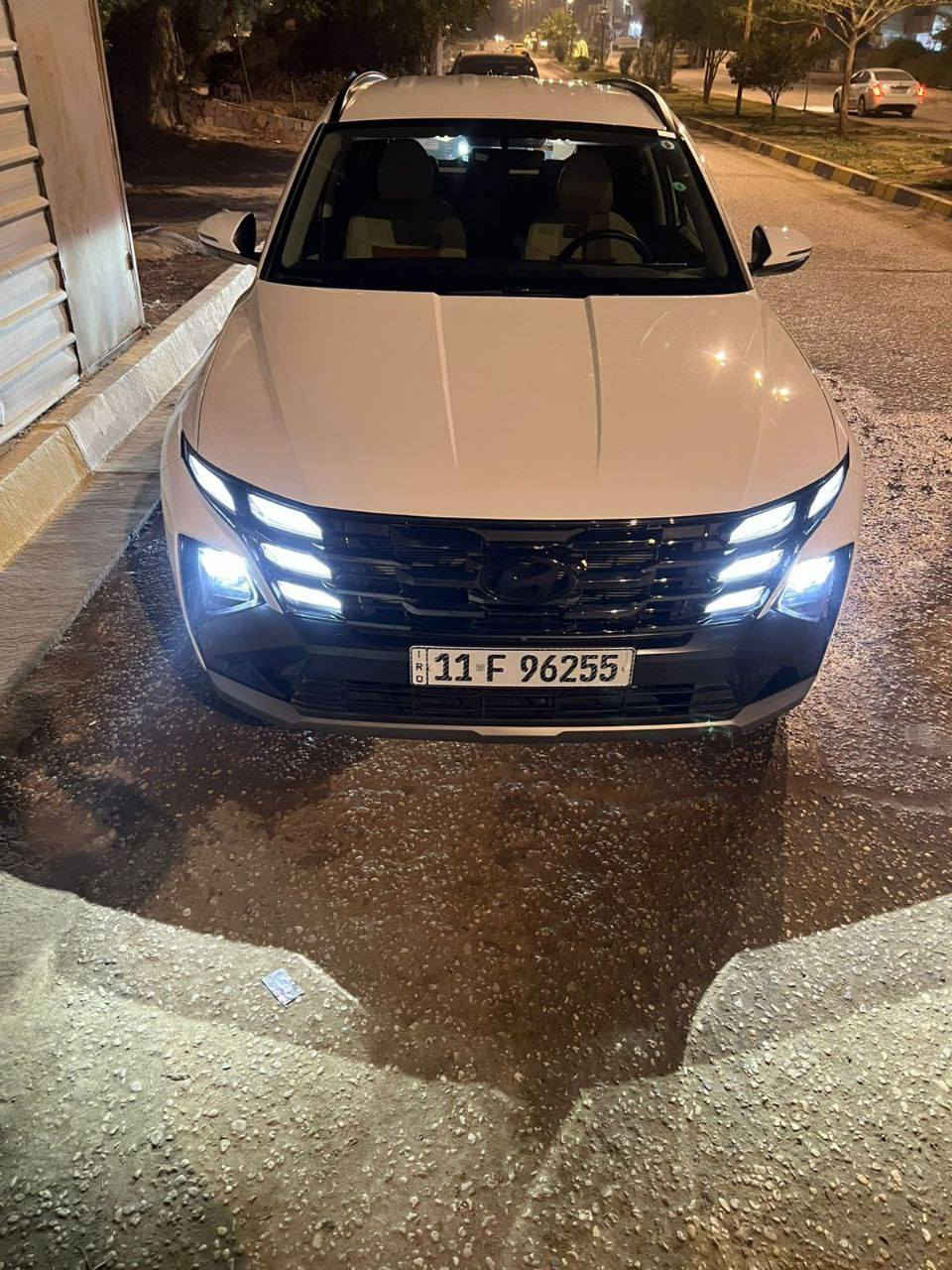 توسان موديل 25ماشيه 1600كشن تبريد كهرباء تشغيل عن بعد جنطه كهرباء سياره مكفولة كفاله عامه  رقم بغداد مكان سياره بابل الاستفسار اتصل على الرقم ***********
