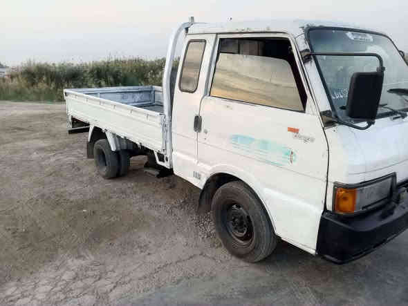 السلام عليكم
كيه حمل 1994 رقم بغداد تحويل ثاني يوم 
بسمي 
كير محرك نضيفات 
قماره بلاديه 
شاصي مكفول 
السعر 42 مع المجال حك الجيه 
***********
***********
مكاني بغداد اليوسفيه
