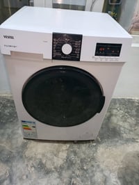 للبيع غسالة ملابس تماتيك  شرط الشغل والنظافة 100% ڤستل 8كيلو الشراي يت...