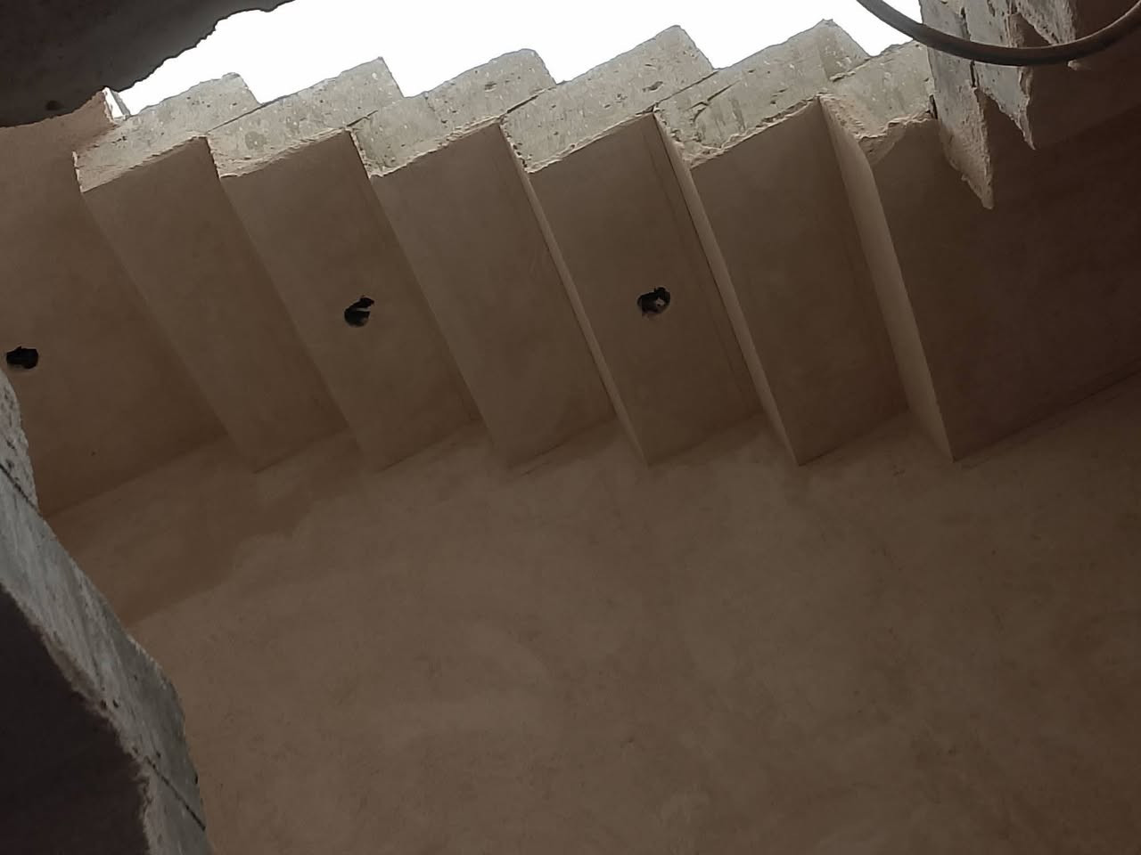 السلام عليكم خلفة البخ سمنت وجص وبورك داخل وخارج واجهات تقطيع كوبلن واجهات حسب الطلب مع وجود كادر بأسعار مناسبة *********** متواجد واتساب
