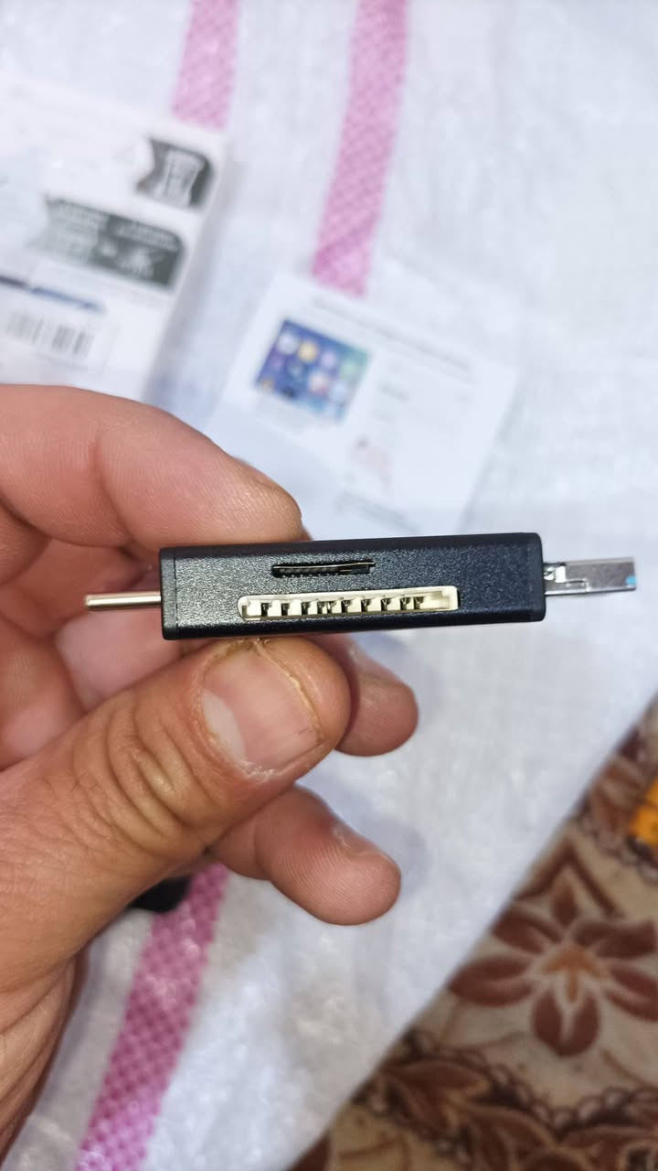 قارئ البطاقات الذكي 6 في 1
الحل الأمثل لنقل بياناتك بسرعة وسهولة

 يدعم USB / Type-C / MicroUSB

 منافذ SD & TF لجميع أنواع الكروت

 سرعة عالية و تصميم أنيق محمول

 جهاز واحد يغنيك عن عدة وصلات 

يوجد شحن للمحافظات
للطلب تواصل مسنجر


**إذا كنت صاحب هذا الإعلان وتريد حذفه لأي سبب، رجاءا أرسل رسالة إلى الدعم الفني**