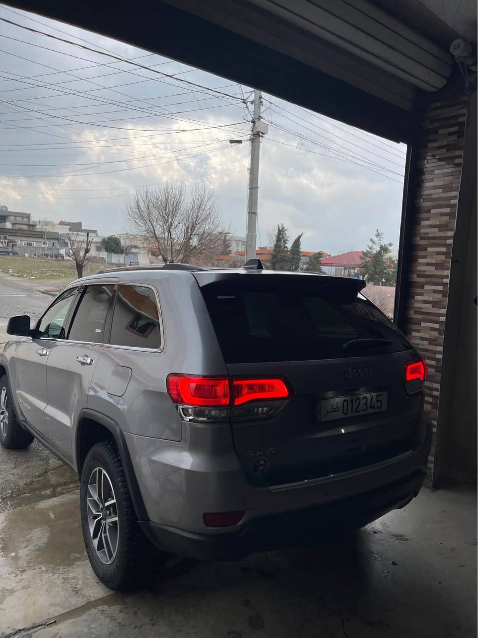 Jeep 2017 LIMITED 

٢٠١٧براوه دوبه ى
٦بستون ده بل ئه كسل 
شاشه كه وره ئيكو  سى دوكمه
گير شه فت فول ماسه فاته  سلايت 
گيرومه كينه ده بل ئه كسل كاره باى هه موى به شه رت مالى مه ده نى به شه رت يه ك دينار مه سره فى نيه مالى دوستە ١٥٠هه زار رويشتوم عمول ليدانى نيه بوياخى نيه سه ياره كه لوك سوکەن هیتەر ٤ کوشن هیتەر 
***********
WhatsApp 
*********** بشدار, السليمانية
