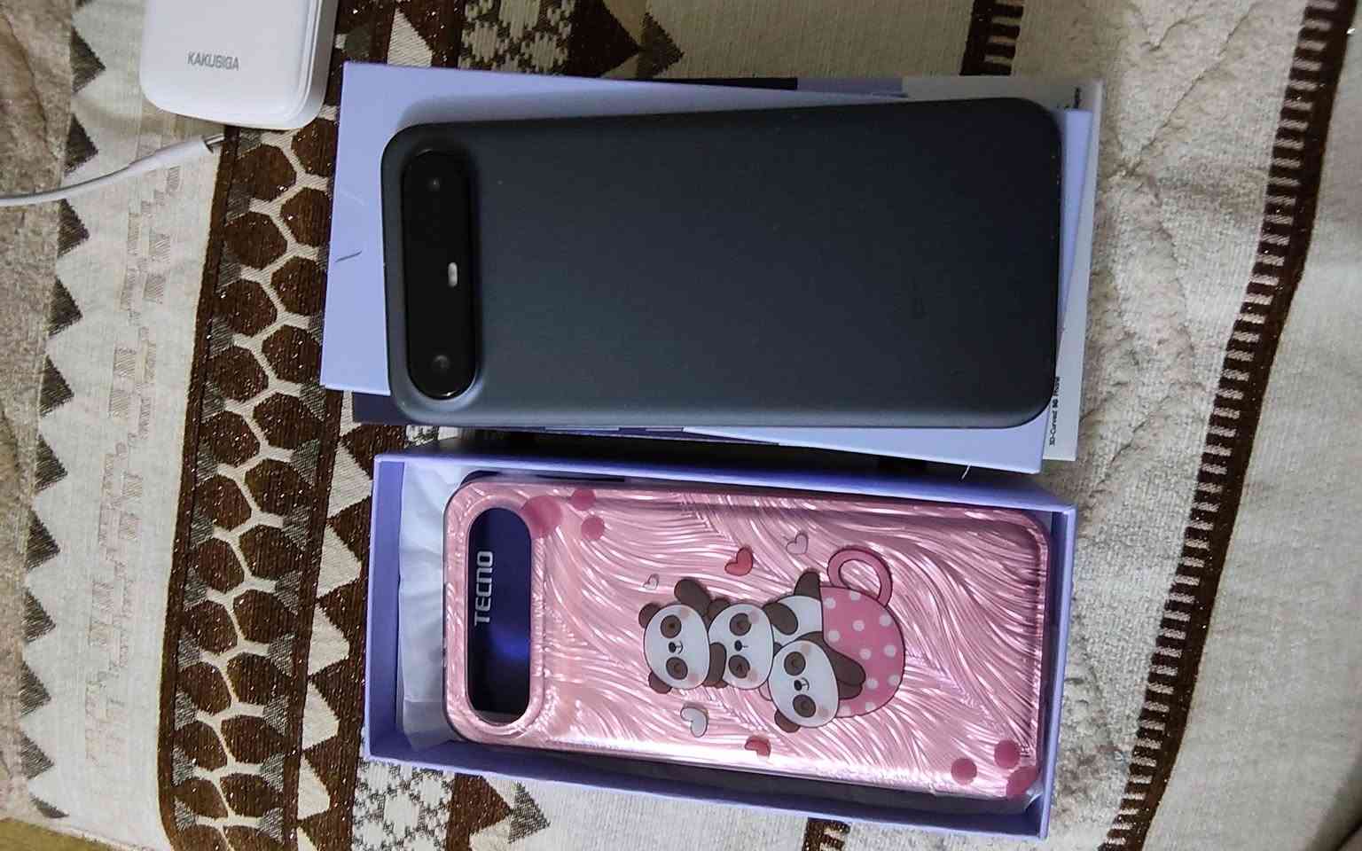 جهاز تكنو جهاز نحيف خفيف استخدام سبوع غرض لبيع حاجه 
سعره 300 
اتصال ***********
