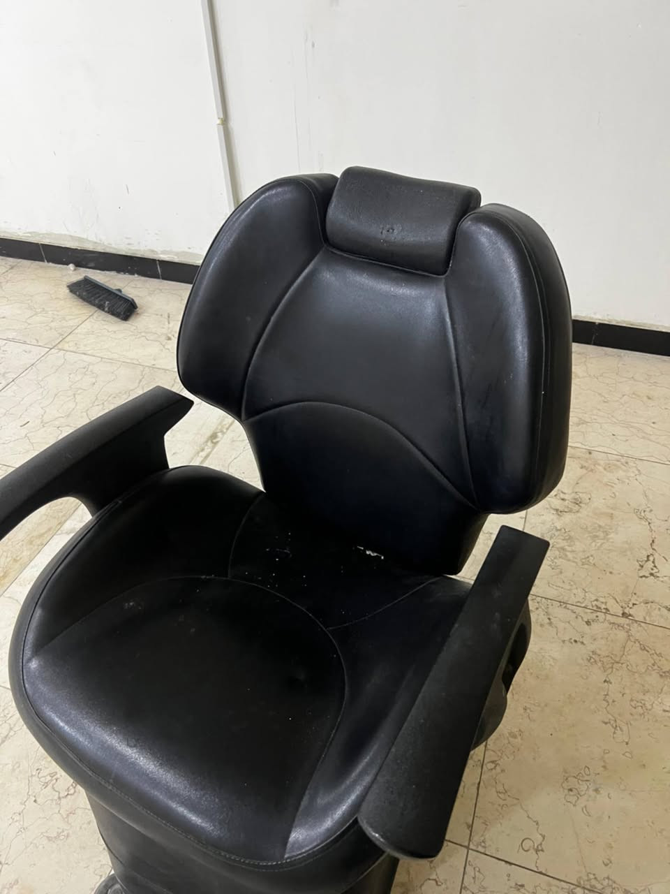 السلام عليكم كرسي شيروكي نضيف جدا للبيع مكاني بصره الموفقيه


**إذا كنت صاحب هذا الإعلان وتريد حذفه لأي سبب، رجاءا أرسل رسالة إلى الدعم الفني**