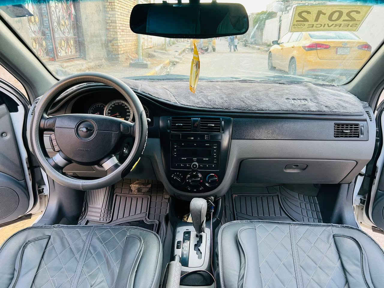 سلام عليكم ورحمة الله وبركاته البيع وديل ٢٠١٢ سياره جاهزه رقم بغداد مكفوله من الحادث ومن تبديل وسونار موجود بل منشور مداور رقم جديد مصفره غرامات مكان السماوه رقم تليفون *********** السعر ٧٥ وبهى مجال غير متواجد على الفيس تصل وبيك خير وتدلل
