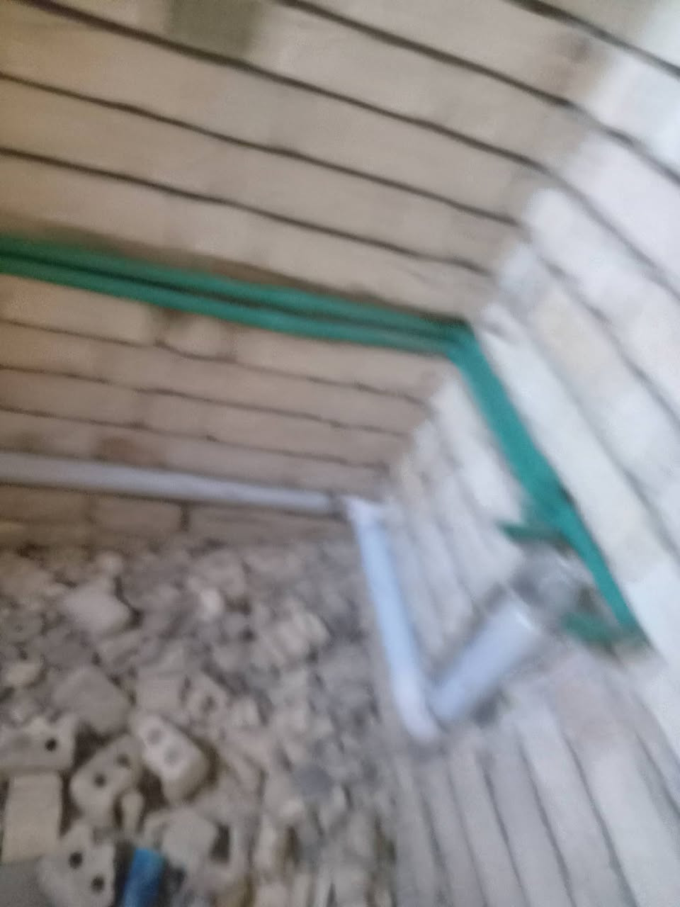 السلام عليكم نعمل على تأسيس ماء أو مجاري أو كهرباء لاتصال على الرقم التالي *********** وبنسب لأسعار واني بخدمتكم
