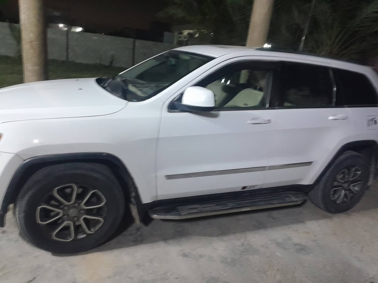 سلام عليكم من رخصه ادمن كروب
سياره للبيع جيب خليجي لون ابيض
بسمي رقم بغداد جديد انكليزي
فول مواصفات فتحه بصمه تشغيل عن بعد
داخل سياره بيجي بسود
ما عليه غرامات لو دينار
تحويل ثاني يوم
سياره خير من الله 
كلش حلوه ونظيفه
*********** اتصال ع رقم الهاتف
اعتذر ما متواجد عل فيس كل الوقت
