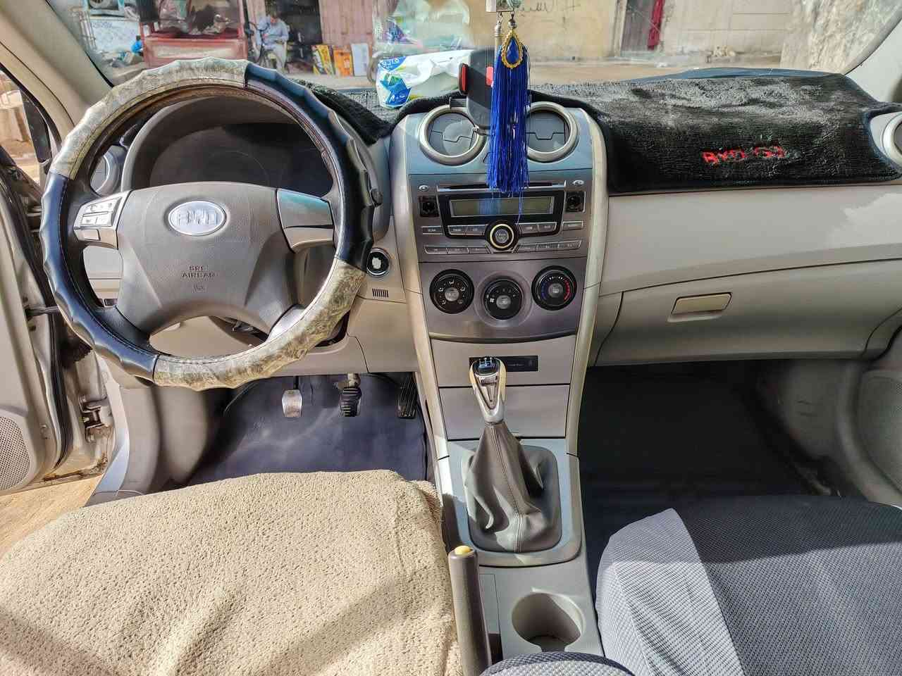 2014 جي ثري السياره مثل ماوضحه بالصور نضافته 60 بالميه
رايدله ترايب 
ملاحضه السياره بيه تنقيص وتبخير 
سنويته لحد 2030
رقم بغداد انكليزي
المكان كربلاء  الحر. 
السعر 35 وبيه مجال 
وهذه رقمي ***********
