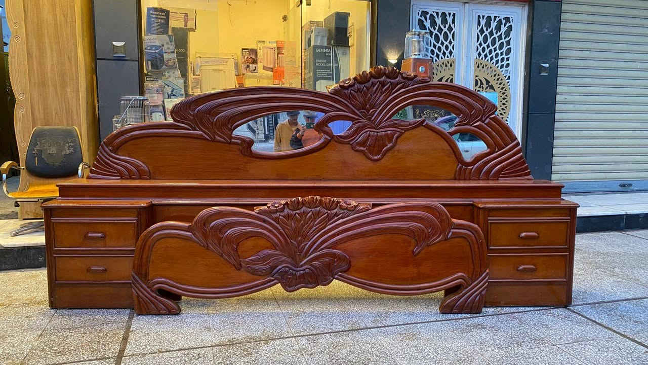 غرفه 6 باب ملحق صاج داخل وخارج ضهر جرجوبه شغل درجه اولى مستعمل موديل نقش صاج بورمي بغداد الأمين الثانية ***********
