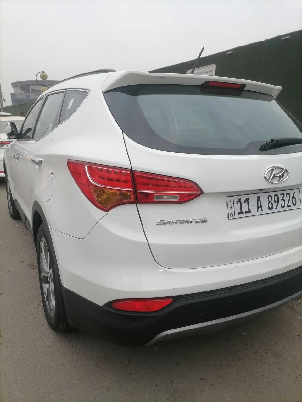 السلام عليكم
سنتافيا وارد خليجي 

موديل ٢٠١٣

تحويل مباشر بأسم المشتري السياره باسمي رقم بغداد 

مواصفات 

واحد على واحد 

1_حجم محرك 6سلندر 

2_تحكم ستيرن

 

3_كامرة خلفية بلادية 

4_ اشارة ترحيب

5-يدات نيكل بلادي

 6- منظومه زنون  

7-لدات امامي

 

8- مري جانبيه شفط  

9-كشنات جلد بلادي

10-أشاره ترحيب باليدات عند الاقتراب 

11_كشنات كهرباء 

12-حساسات امامي وخلفي  

13-انظمه قيادة عدد 4

3قطع تبريد  

15-سبعه راكب 

  

16-بردات  جانبية للجهة الخلفية 

17-بلوتوث 

18- ويل حجم ١٩

19-سياره ماشيه 183 الف كم شرط الفحص  

20_محرك كير كفاله
21-دفع رباعي
22-قيادة ثلاث انضمة 
بعد بيه هواي مواصفات يعني فول الفول
السعر ١٤٩ بيه مجال مكان الحسينية بيه صبغ قطعتين
والجاملخ مفتوح 
فقط شرط السونار 
***********ابوسجاد
