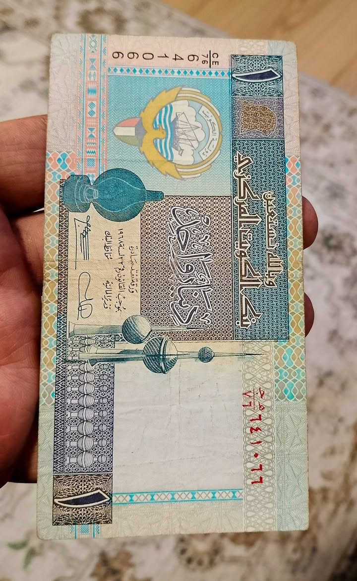 دينار كويتي الاصدار الخامس ...المكتوب عليه بالله نستعين ب 4 الف ....


**إذا كنت صاحب هذا الإعلان وتريد حذفه لأي سبب، رجاءا أرسل رسالة إلى الدعم الفني**