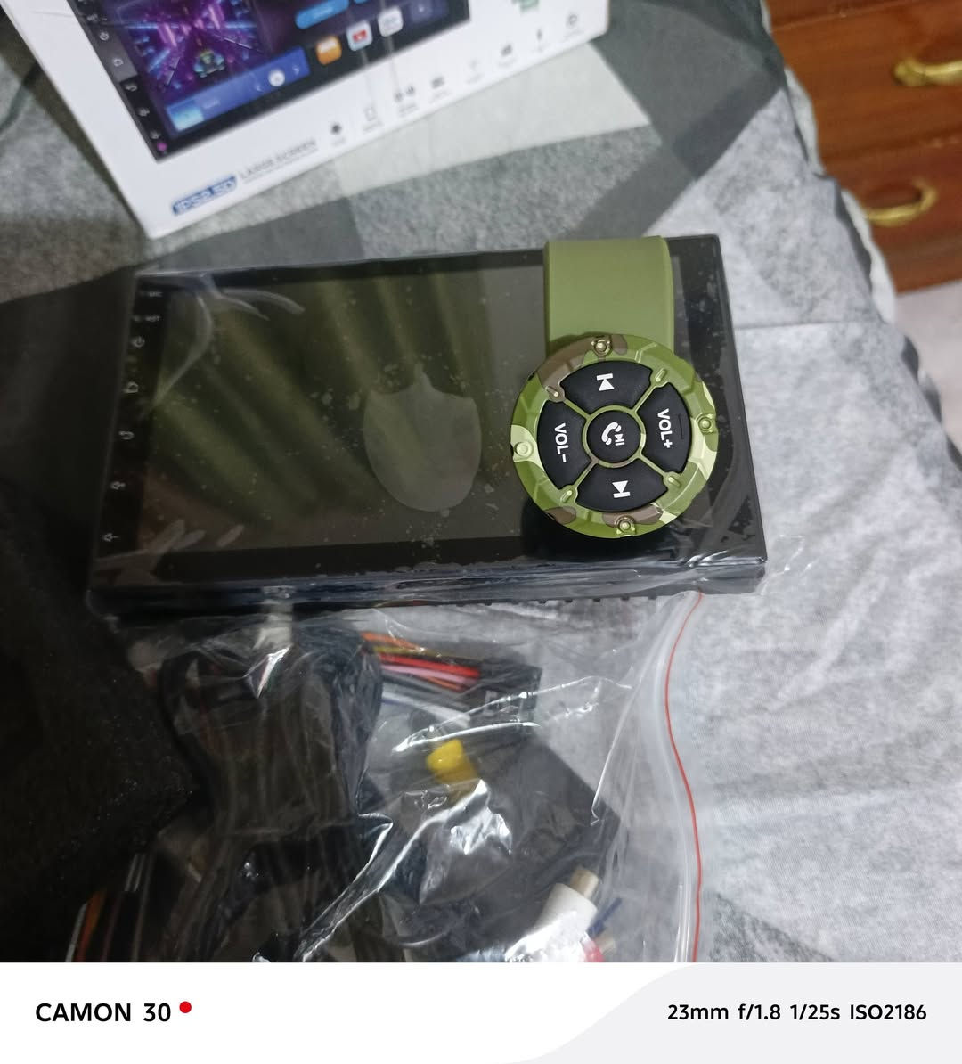 شاشه اصليه وتحكم ستيرن مال لنتره 2006 وجوه جيب وشد بدون تحوير  جديده باكارتون السعر 80 بيها مجال يوجد توصيل مكاني بابل الإسكندرية ‏‪***********‬‏ احمد
