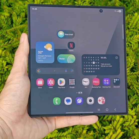 Samsung Galaxy z fold 7 

Ram 12 
Rom 256g

Gibal warranty 

User 2 months  

Duhok masiki 2

Price 1300$ And it's possible to negotiate at the price. سميل, دهوك


**إذا كنت صاحب هذا الإعلان وتريد حذفه لأي سبب، رجاءا أرسل رسالة إلى الدعم الفني**