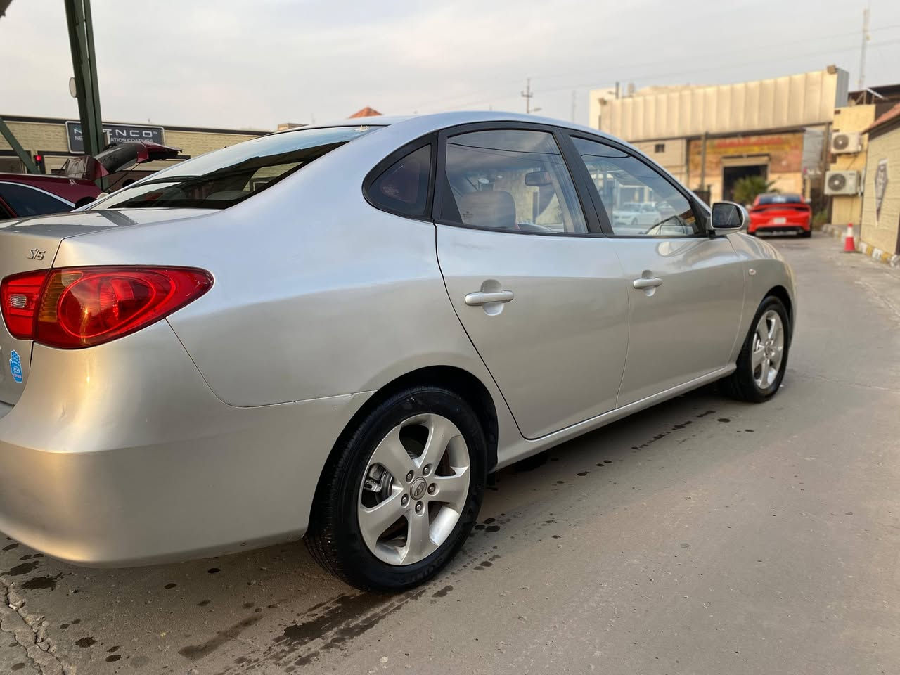 سلام عليكم سياره النتره مديل 2008اصل للبيع
سياره ادوات متوم طبق الاصل شمالي شرط حاسبه 
سياره دخول جديد كارتون لا دور على نظافة  خليجيه 
كصه قماره فقط كصه وحده مو ثنين سياره جاهزه شغل وطلع 
كشن جلد كشن تدفئه سياره مرايات شفط تبريد تدفئه فول 1على1 شرط الفحص 
مكينه وكير وتخم تاير وحداديه اذه مو زيرو مو قبول ويل اصل حساس امامي خلفي كلا شغال كهربائيات كله شغاله سياره ولا كلوب بل عينه مشتغل صافيه مكان سياره بصره 
سعر سياره 47 بيه مجال قبل لا تعلق سارات ضاله كل نضافه   اله سعر حبيبي ما عجبك سعر عوفه 
*********** للتواصل
