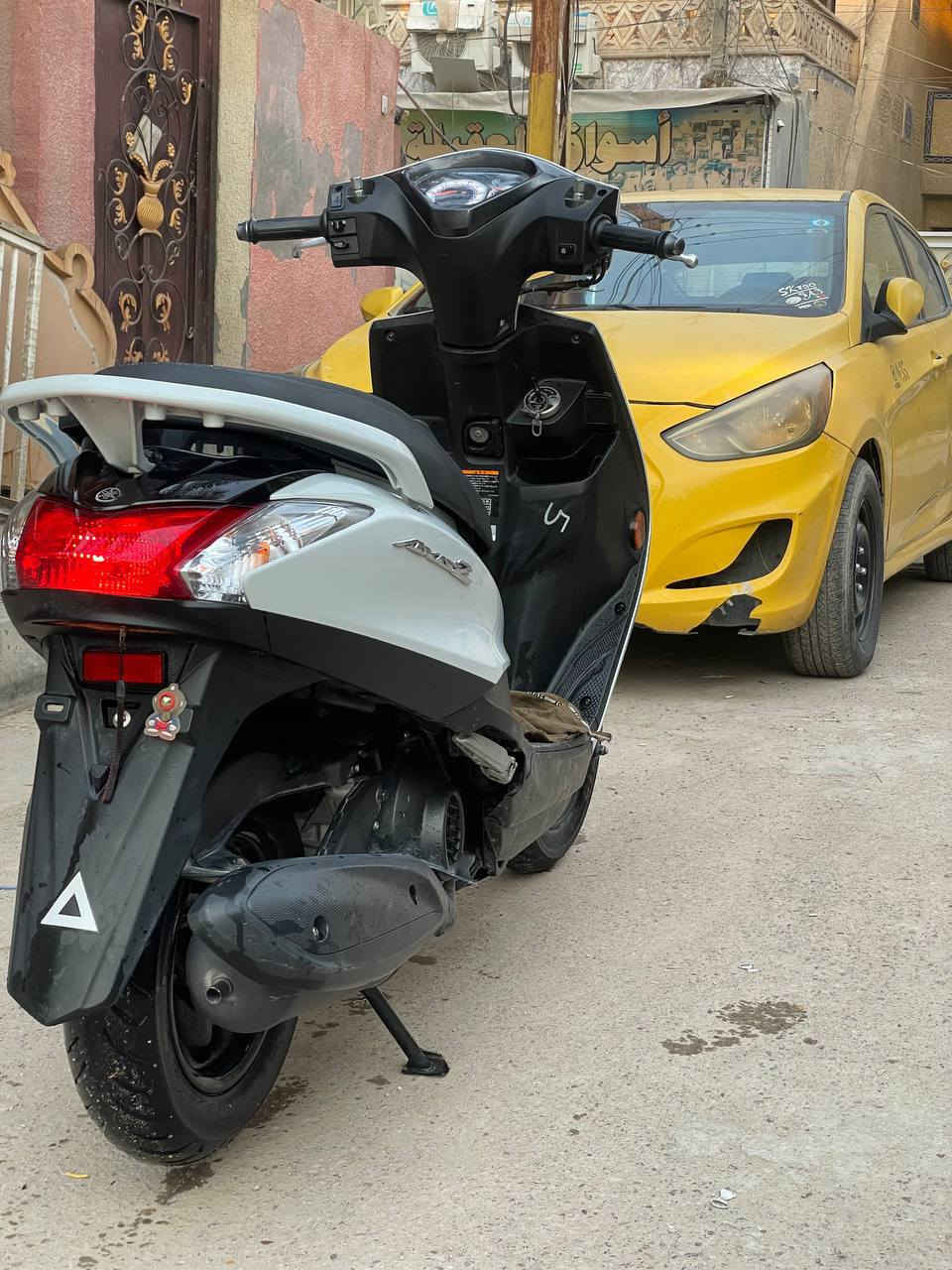 اللهم صلي على محمد وآل محمد سلام عليكم ورحمة الله وبركاته دراجة اكزز Z حديث مكفوله برغي مامفتوح بيها استان كهرباء ياباني ماشيه 8الف دراجة جديده مال جناي 
المكان بغداد الغزالية الرقم ***********
