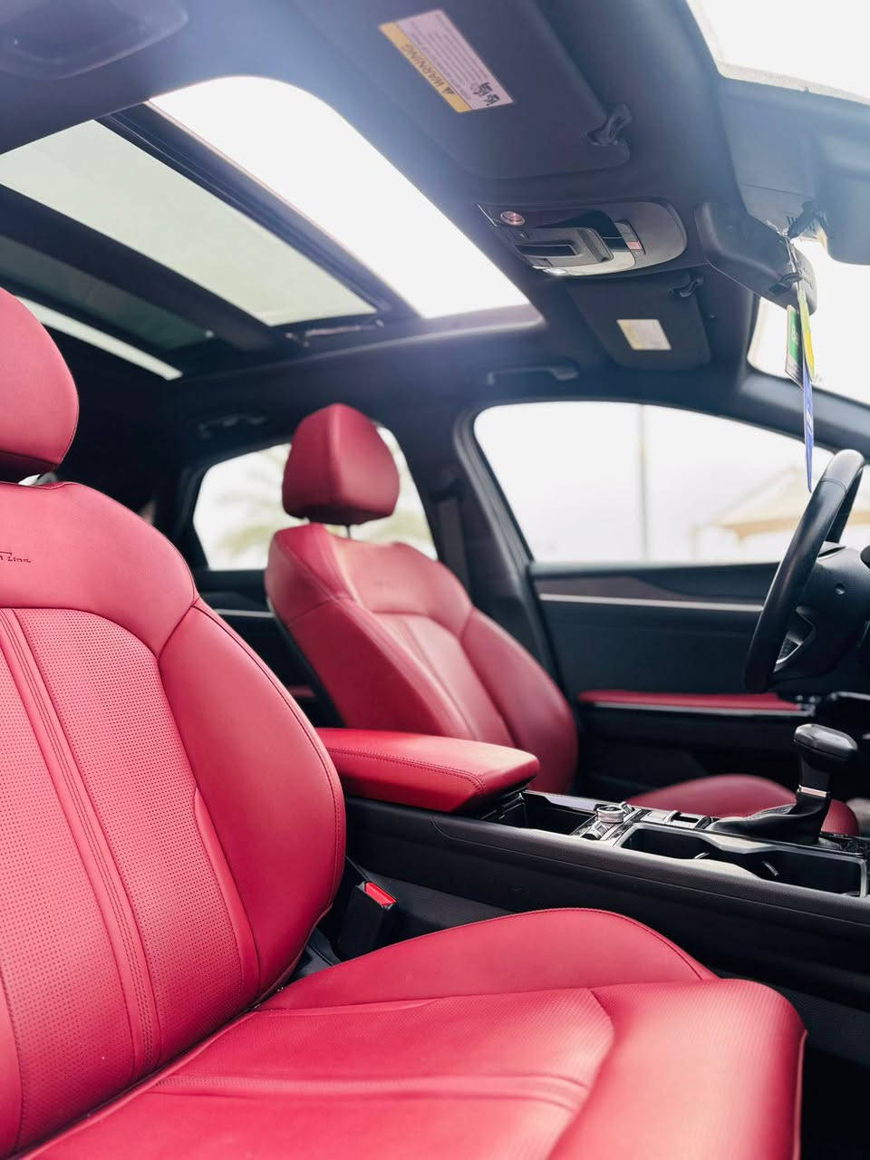 Kia K5 Gt-line
#كي #فايف #جيتي #لاين موديل٢٠٢٥

للبيع لون #اسود السعر٢١٥بيها مجال  بسيط  

المحرك ٢٥٠٠

وارد امريكي 

الضرر : بنيد فقط بدون شواصي بدون لغد ضربه   
صوره الحادث مرفقه

ماشيه ١٦ ميل

مواصفات :

تشغيل عن بعد

رادارات امامية وخلفية وجانبية 

نقطة عمياء

قيادة ذاتية :::::::::::

دخول ذكي

كروس مثبت سرعة 

شاشة كبيرة 

شحن لاسلكي 

هند بريك كهربائي 

بصمة 

اشاير بلمري 

كامرة دواره

4 انضمة قيادة 

اوتو هولد

ترحيب بل اليدات

كشنات كهرباء

داخل جلد احمر 🛑🛑

ملاحضه // سياره رقم بغداد بااسمي تحويل 
هاتف ***********
