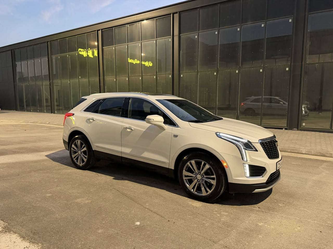 ﷽

للبيع او مراوس 
كاديلاك XT5 
مواصفات فوول ١/١ 
Premium Luxury 
موديل ٢٠٢٣ 
بصمه ، بانوراما ، تشغل عن بعد ، كشن تدفئه و تبريد ، كشنات خزن ، ٢ كشن كهربائي ، كشنات خلفي تدفئه ، سنوق شفط ، ٣٦٠ حساس ، ٣٦٠ رادار ، كاميرا دوار ، ستيرن كهربائي و هيتر ، بعد بيها هواي مواصفات 
محرك ٦ سلندر ٣٦٠٠ تنفس طبيعي 
ماشيه ٩ الف فقط 
باب و جاملغ خلفي صبغ بدون دواخل بدون ارباك 
بجم كبس 
سياره مابي ١ دينار مصروف 
مكان سليمانيه 
***********
